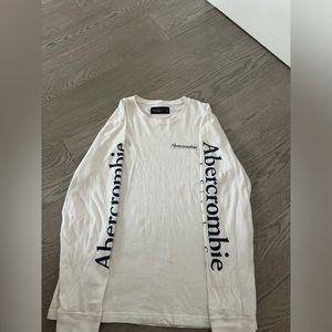 ABERCOMBIE LONG SLEEVE OVERSIZED